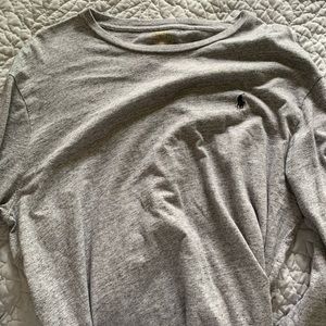 Polo long sleeve. Soft size LARGE. Classic fit.